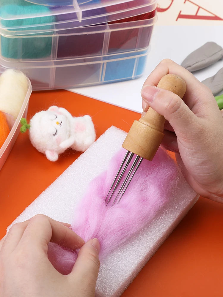 MIUSIE Wool Felting Craft Kit