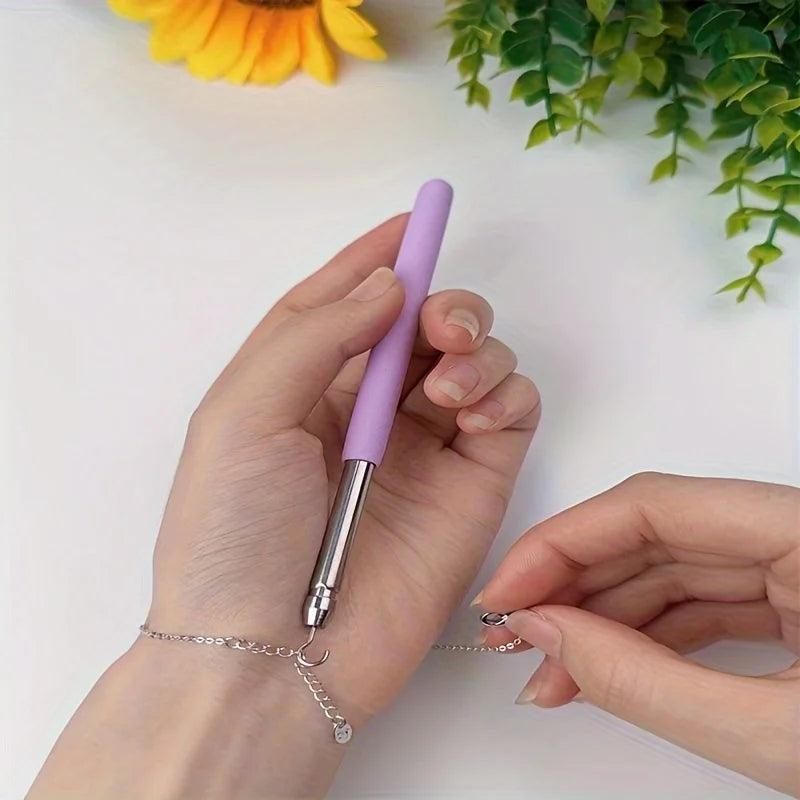 Bracelet Fastening Aid Tool – Jewelry Helper for Easy One-Hand Use