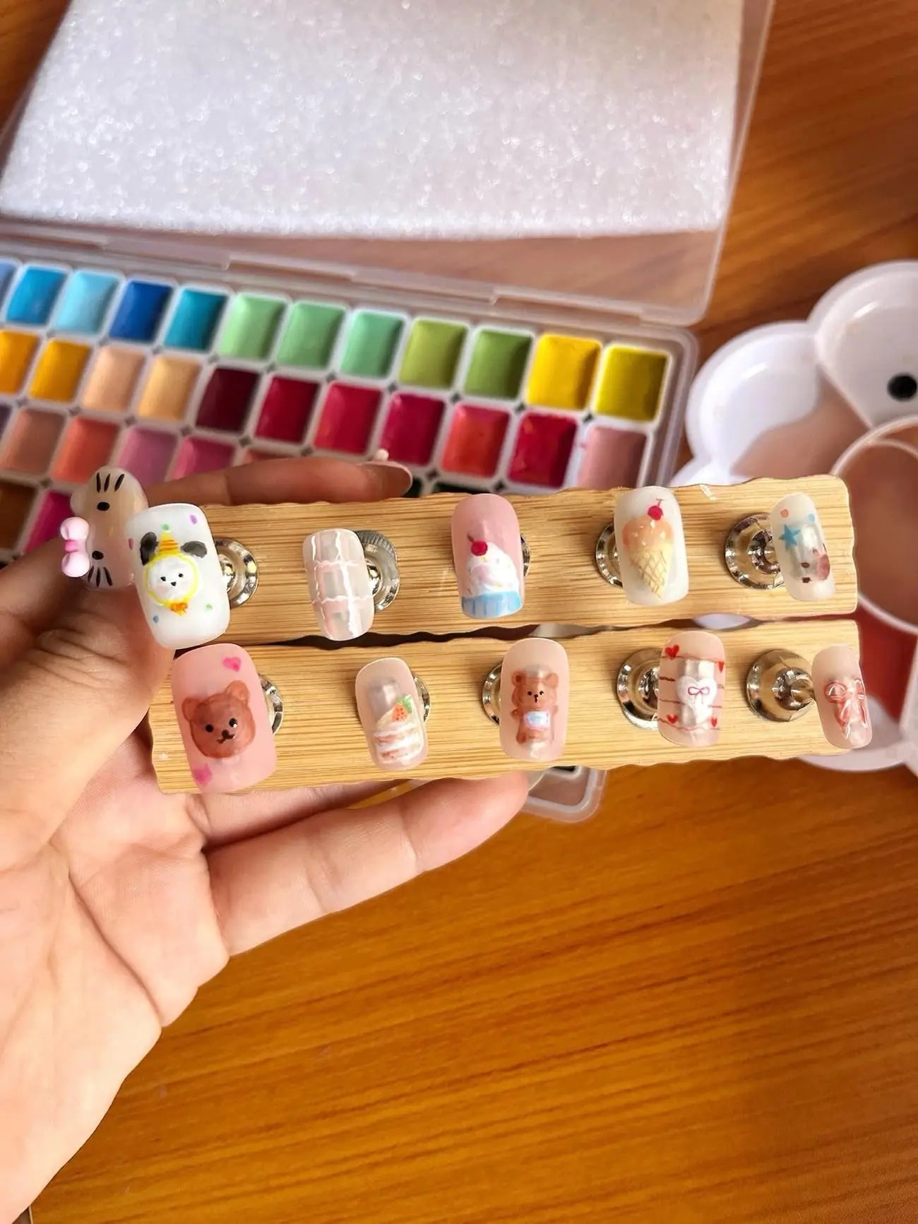 Professional Watercolor Paint Set (24–130 Colors)