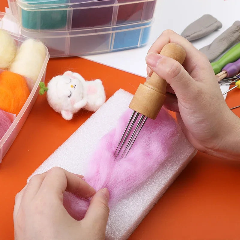 MIUSIE Wool Felting Craft Kit